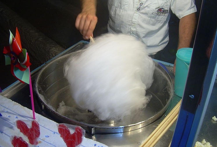 the-cotton-candy-making-machine-that-made-widely-consumed-cotton-candy